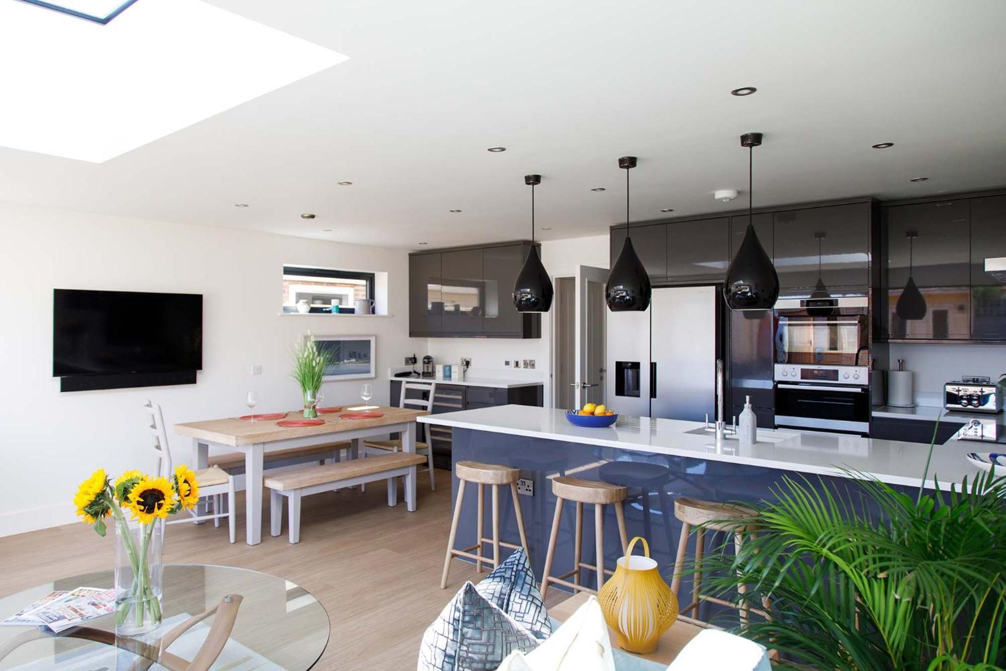 Luxury Designer Coastal Home For 10 With Hot Tub West Wittering Eksteriør billede